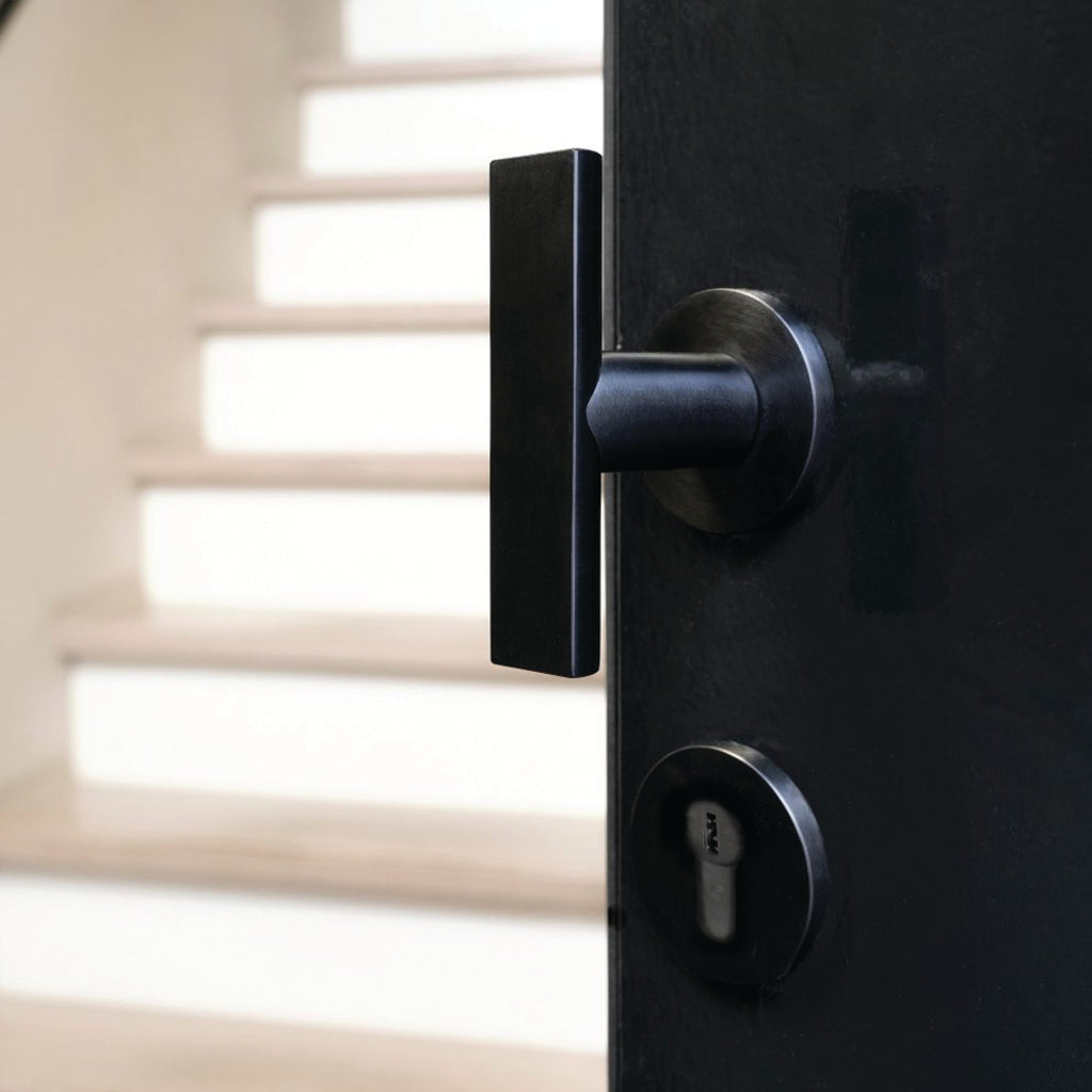ARC Fixed Front Door Fitting