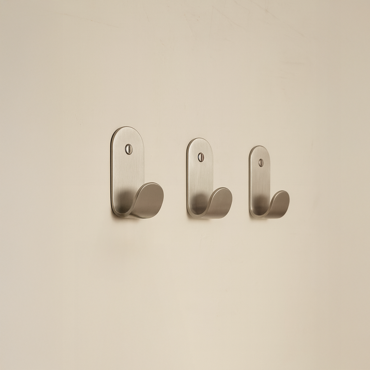 BENDE Curve Hook - Image 2