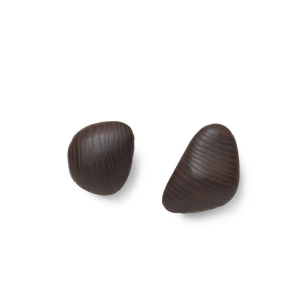 Cairn Hooks