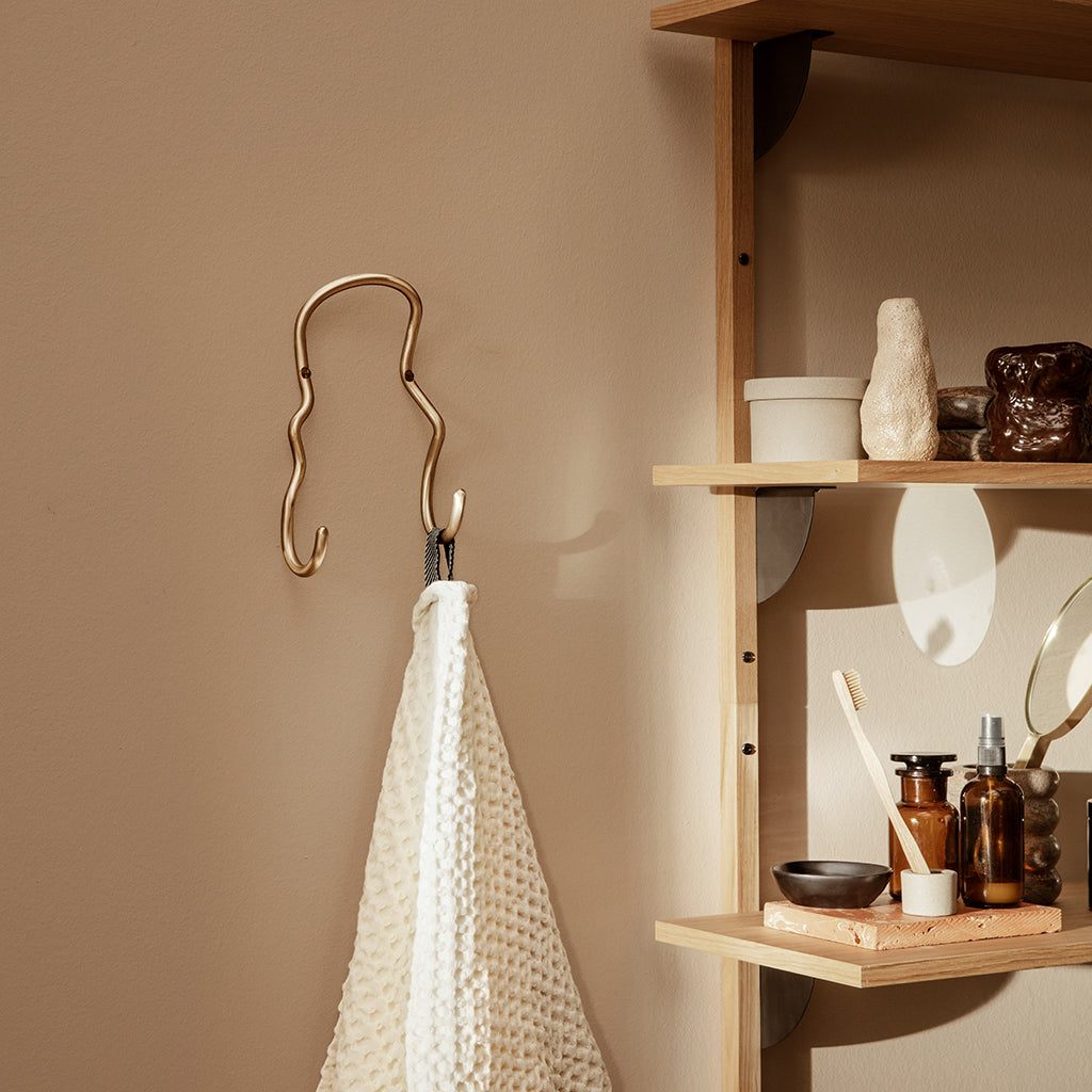 Curvature Double Hook