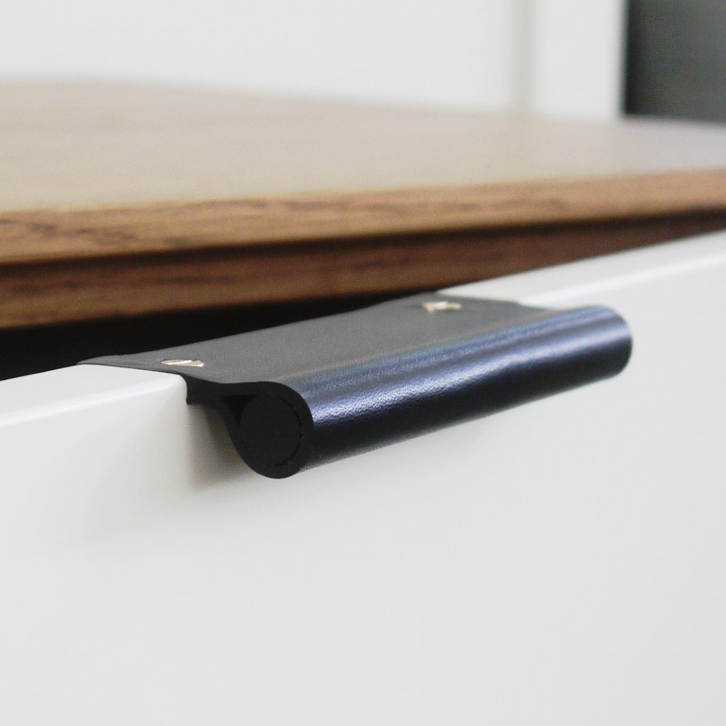 EP02 Leather Edge Pull: Matched Core