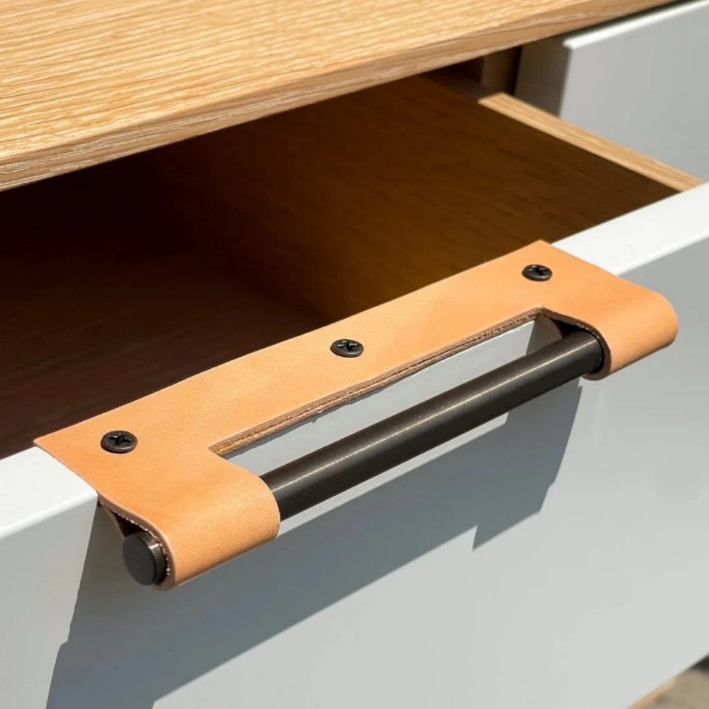 EP03 Leather Edge Pull - Image 3