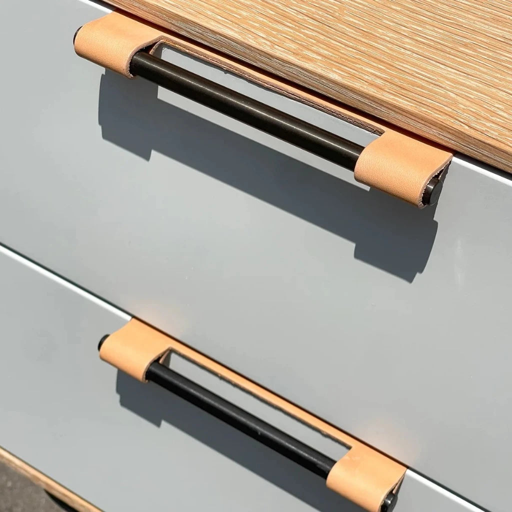 EP03 Leather Edge Pull - Image 4