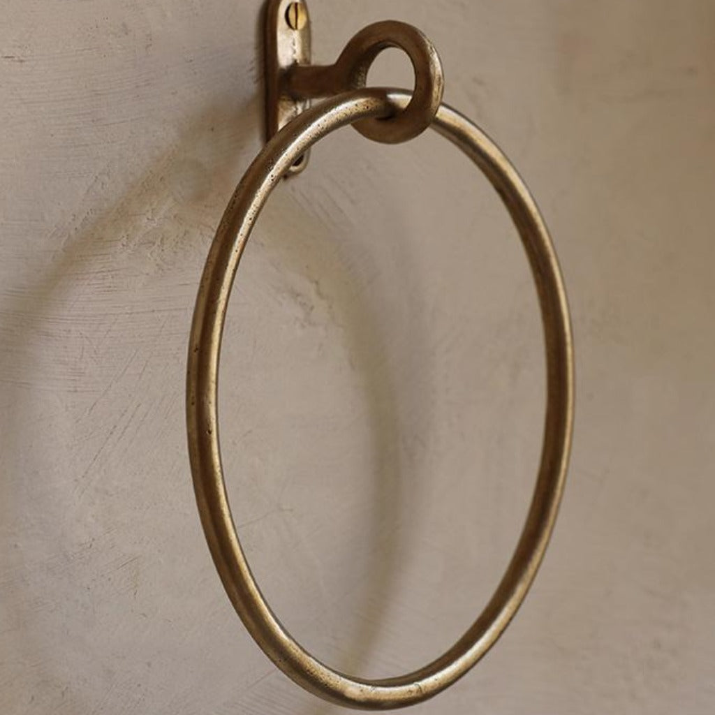 Forme No. 13 Towel Ring
