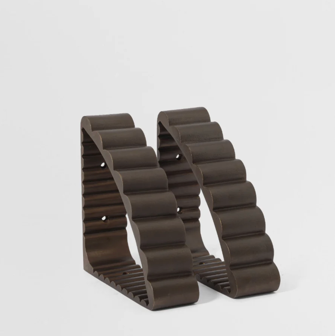 Forme No. 32 Shelf Bracket - Image 6