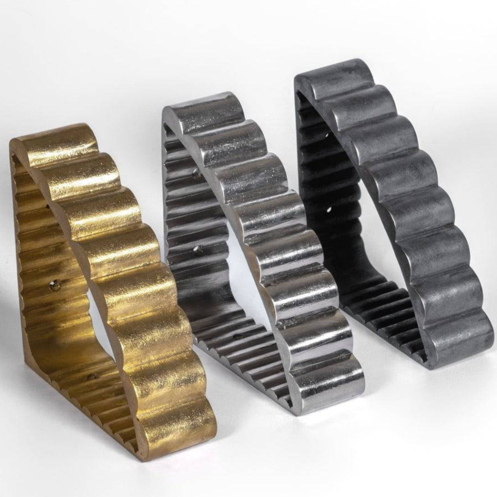 Forme No. 32 Shelf Bracket - Image 9