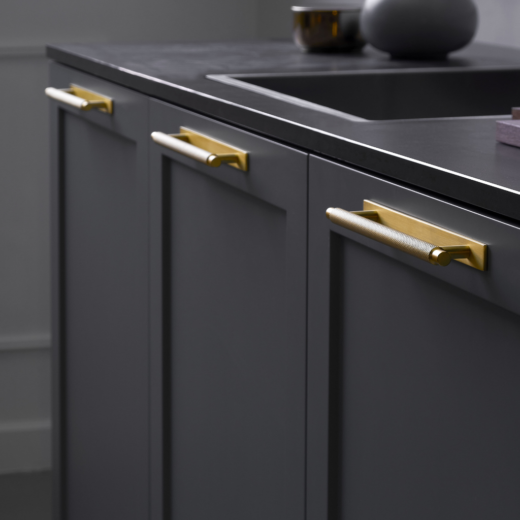 Furnipart Manor Back Cabinet Handle - Image 7
