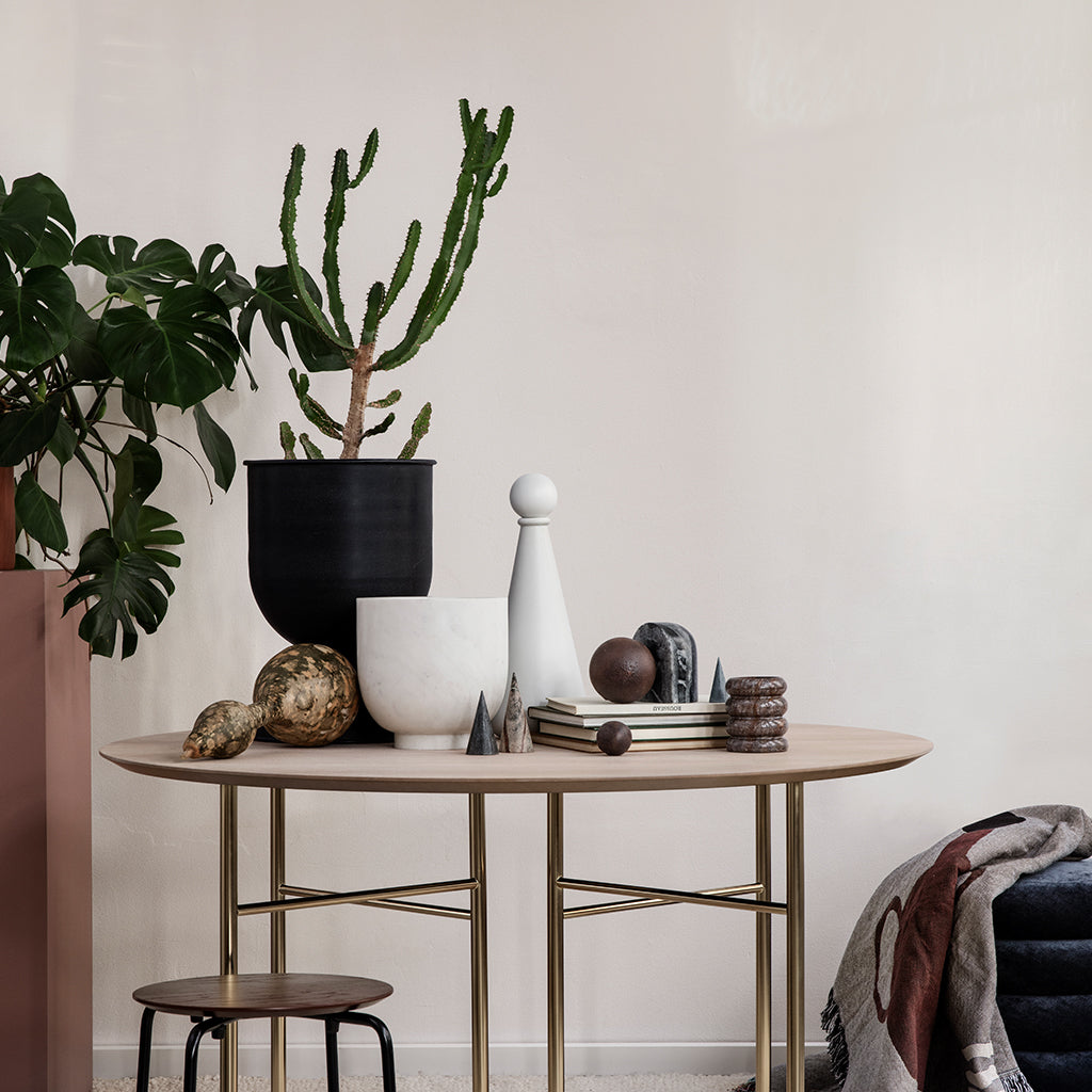 Hourglass Pot - Image 5