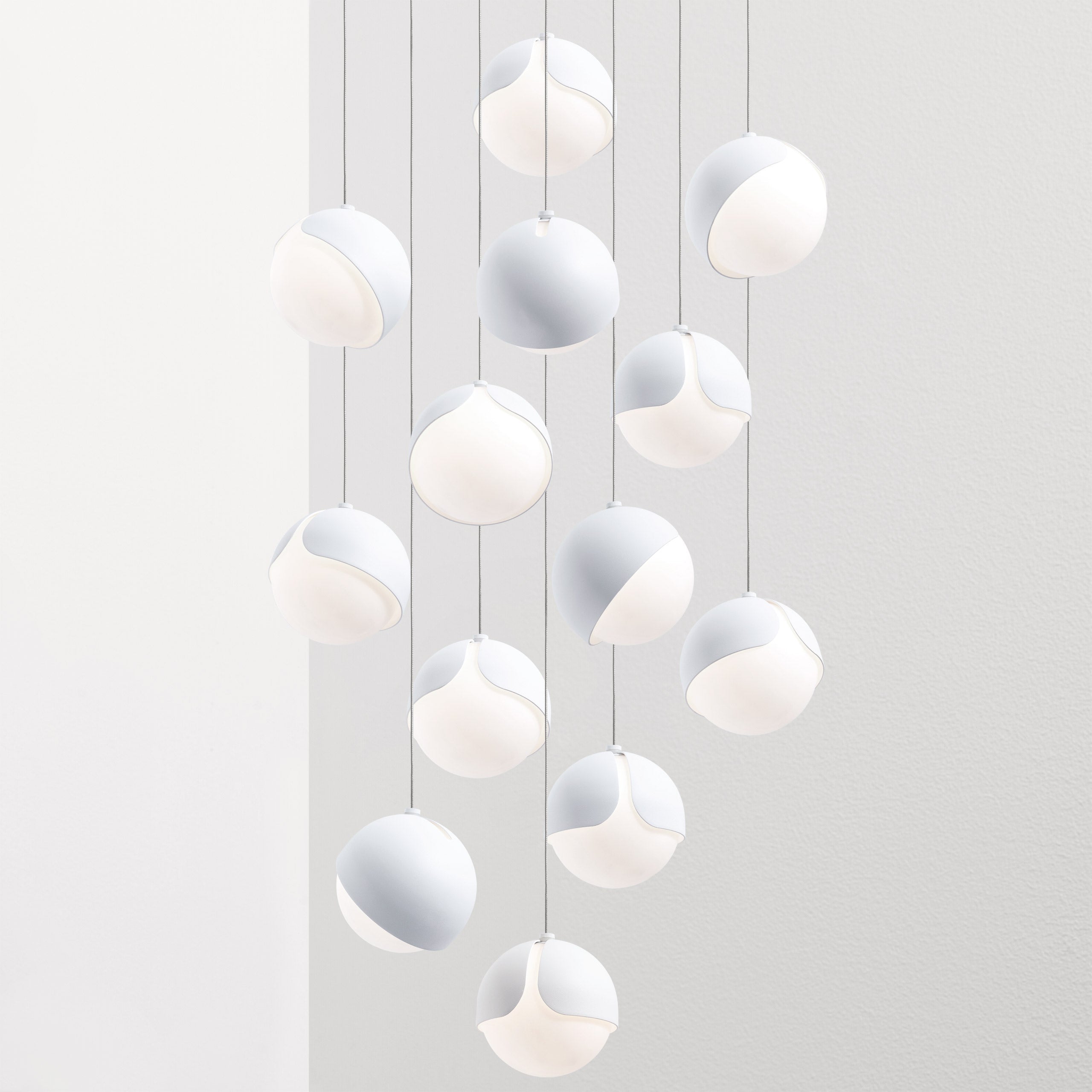 Ohm Chandelier Large - Image 6
