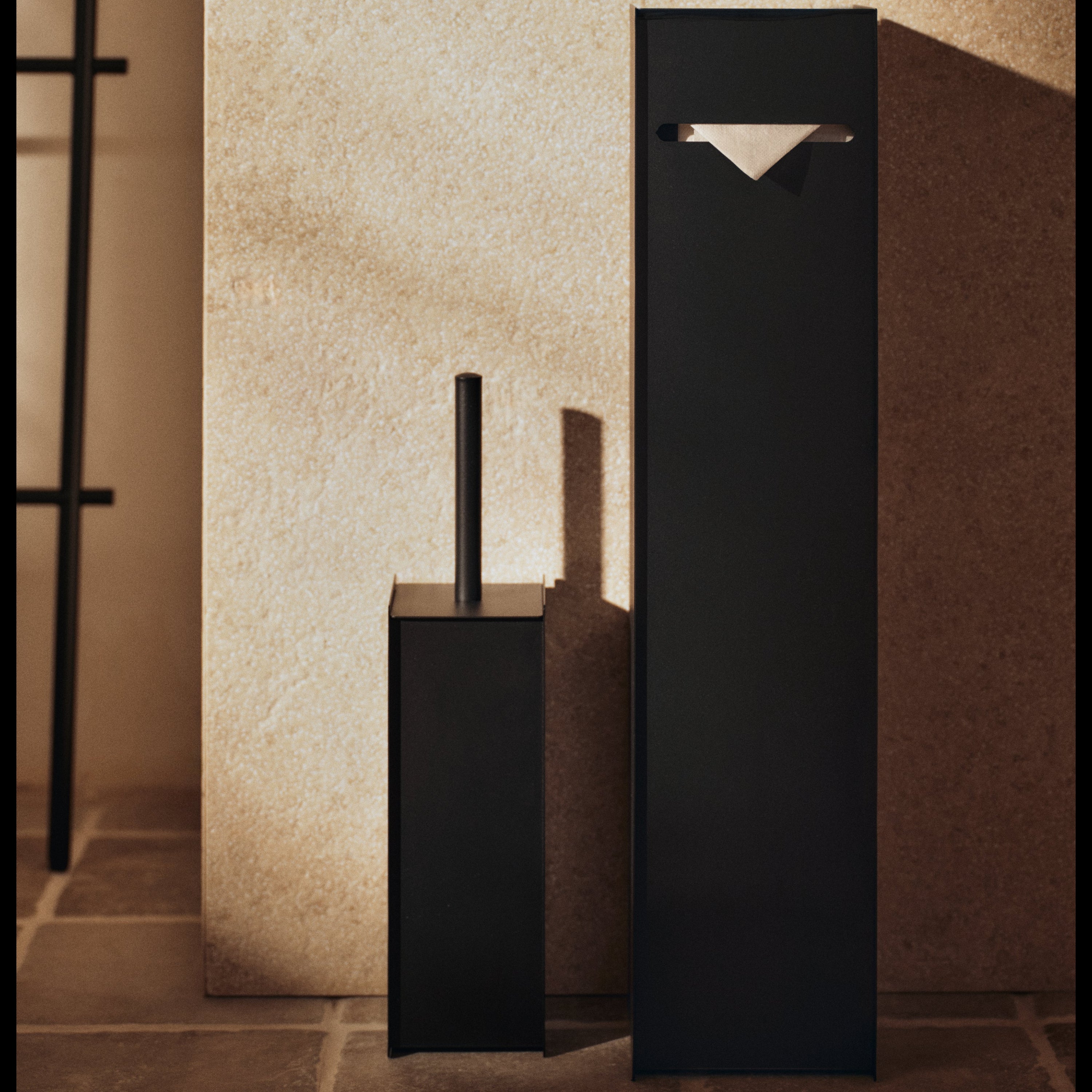 Sama Toilet Paper Dispenser - Image 10